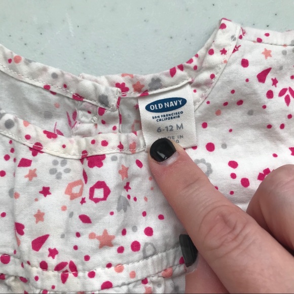 5/$25 OLD NAVY L/S Peplum Blouse with Back Buttons - Picture 3 of 5